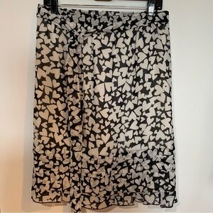 Love Moschino 12 Black and White Heart Lined Elastic Waistband Knee Length Skirt